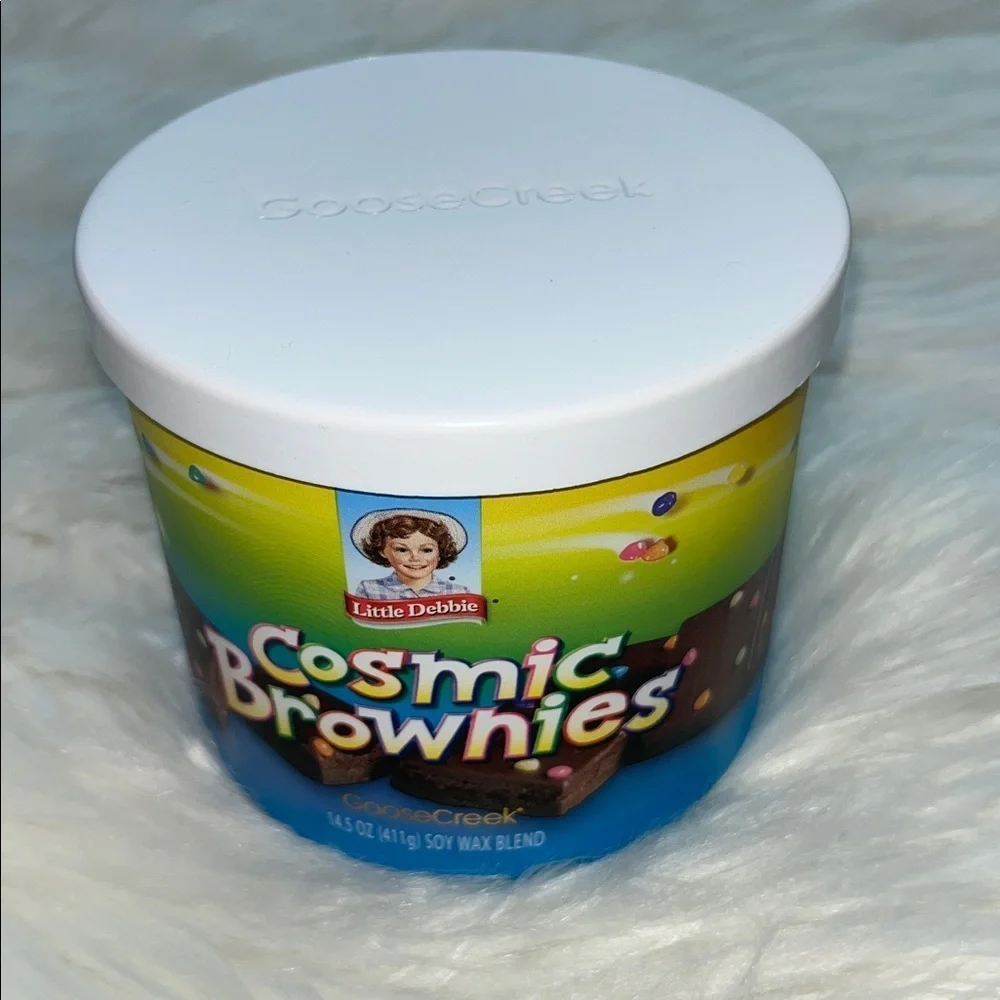 🆕 Cosmic Brownies 3 Wick Candle Little Debbie Chocolate Fudge Scent 45+Hours